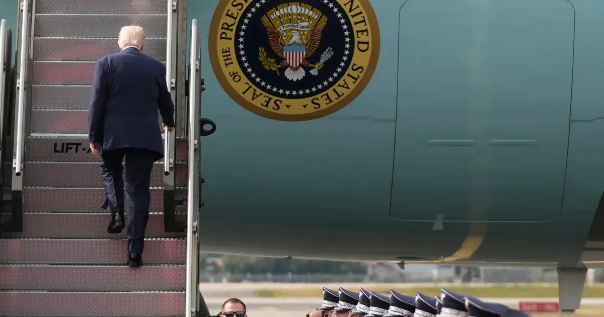 Tramp Vaşinqtona qayıdır, hökumət fəaliyyəti dayandırılıb