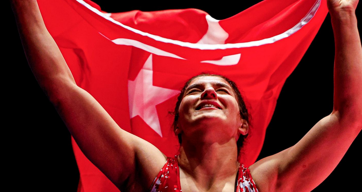 Nəsrin Baş güləşdə dünya çempionu oldu